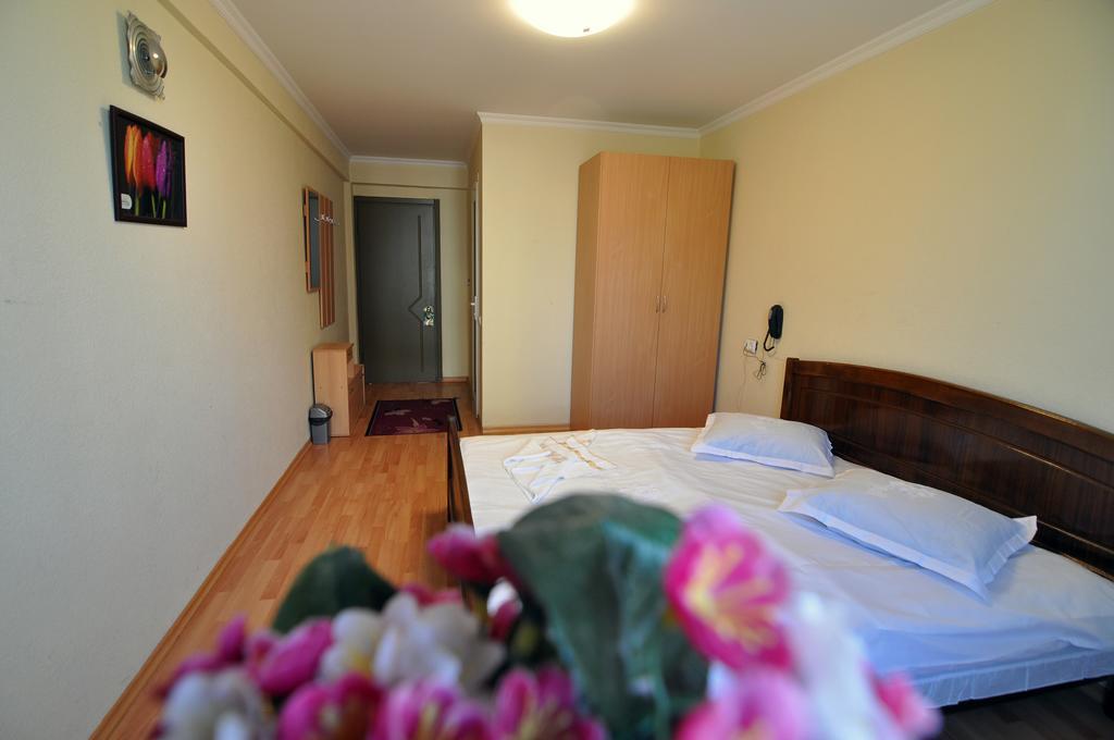Sun Rise Hotel Tbilisi Cameră foto