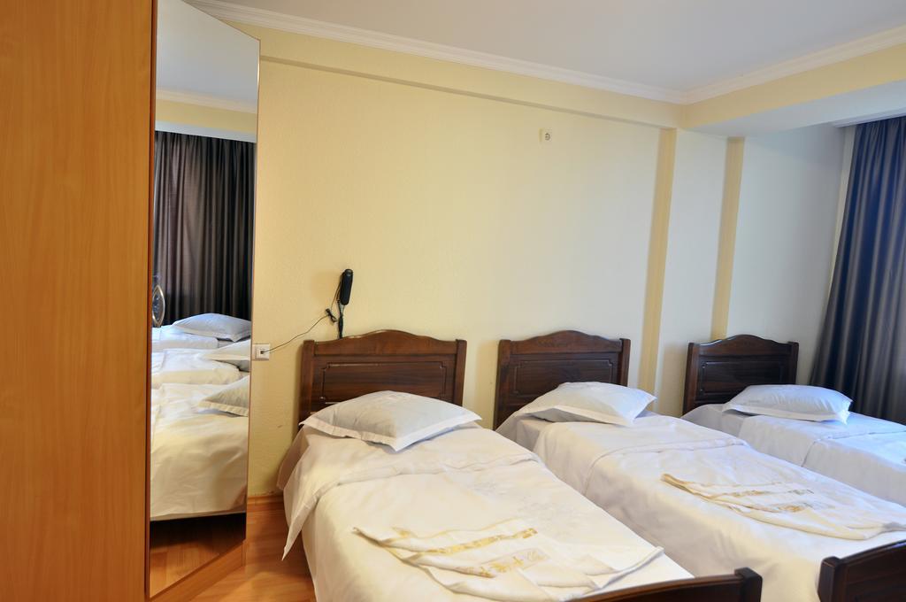 Sun Rise Hotel Tbilisi Cameră foto